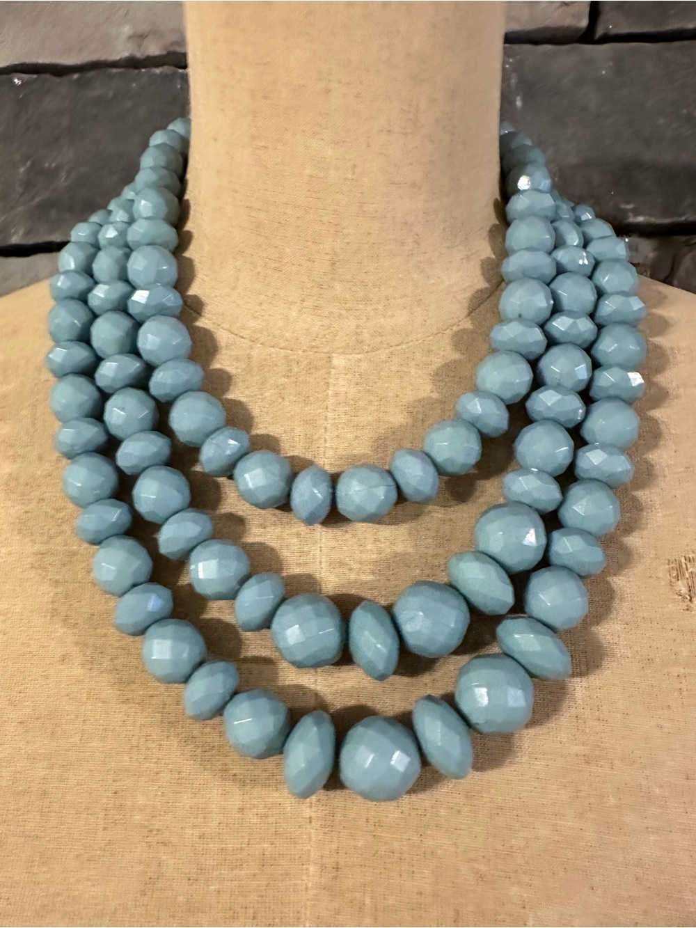 Blue Faceted Beaded Triple-Strand Women’s Necklace with dangling necklace